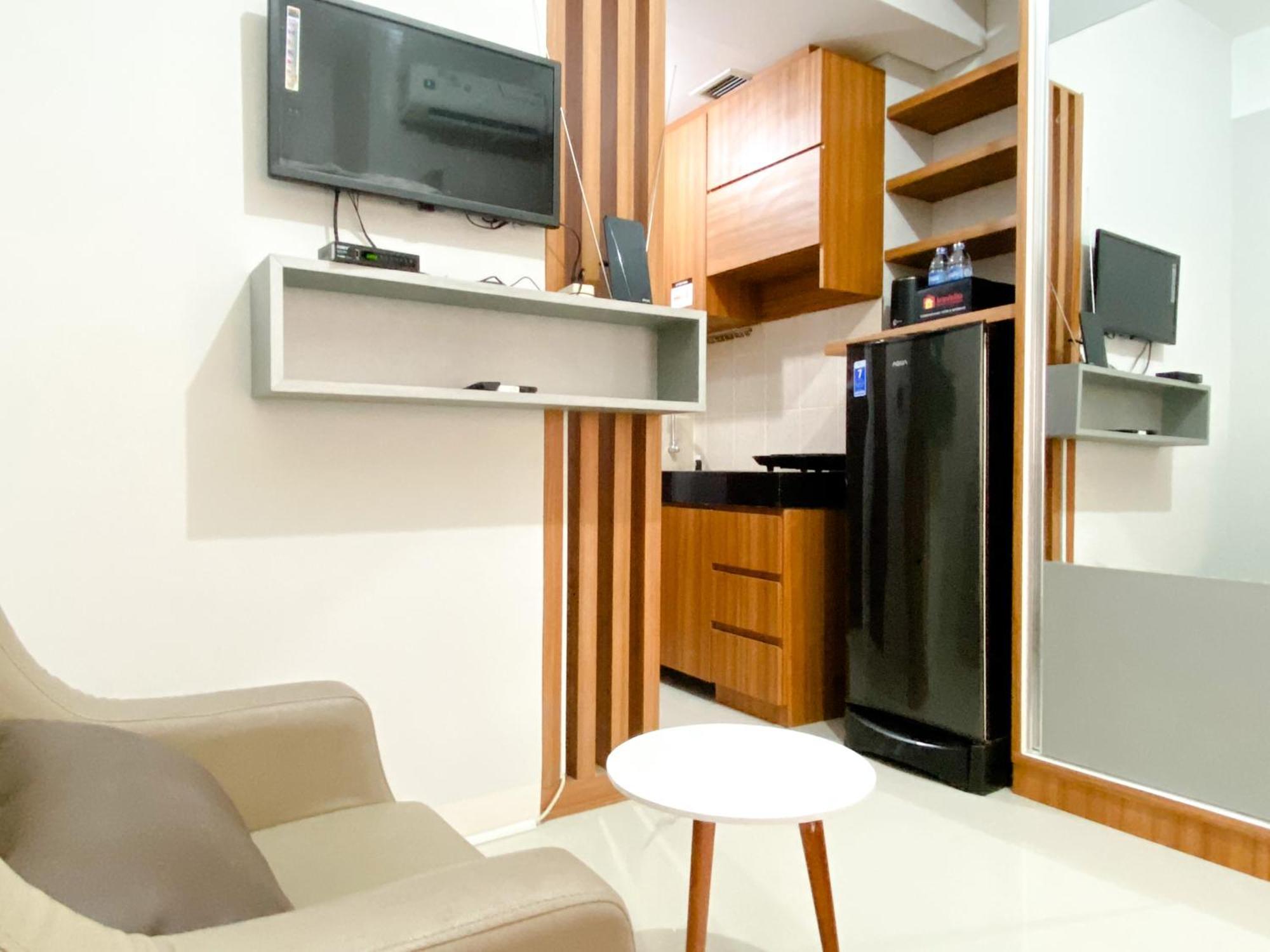 Minimalist And Homey At Transpark Juanda Timur By Travelio * Bekasi
